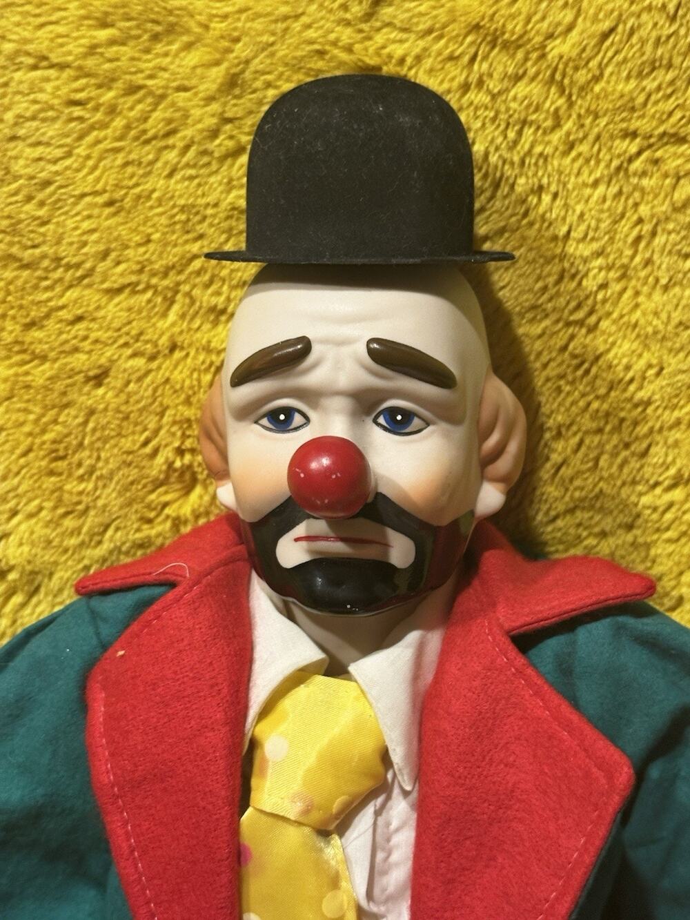 Dynasty Doll Collection, Porcelain Clown Clem 26” 1983 w Black Top Hat Retro